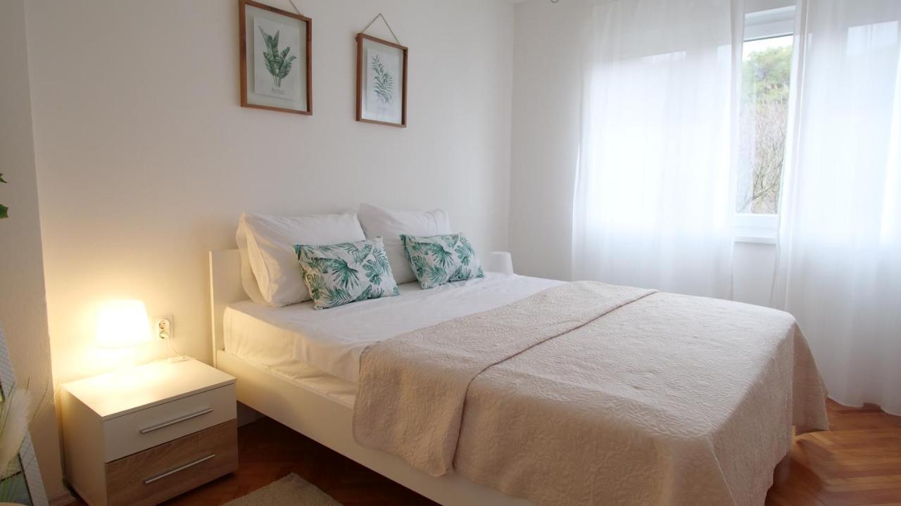 Arena Apartment With 3 Bedrooms In The City Center Pula Zewnętrze zdjęcie