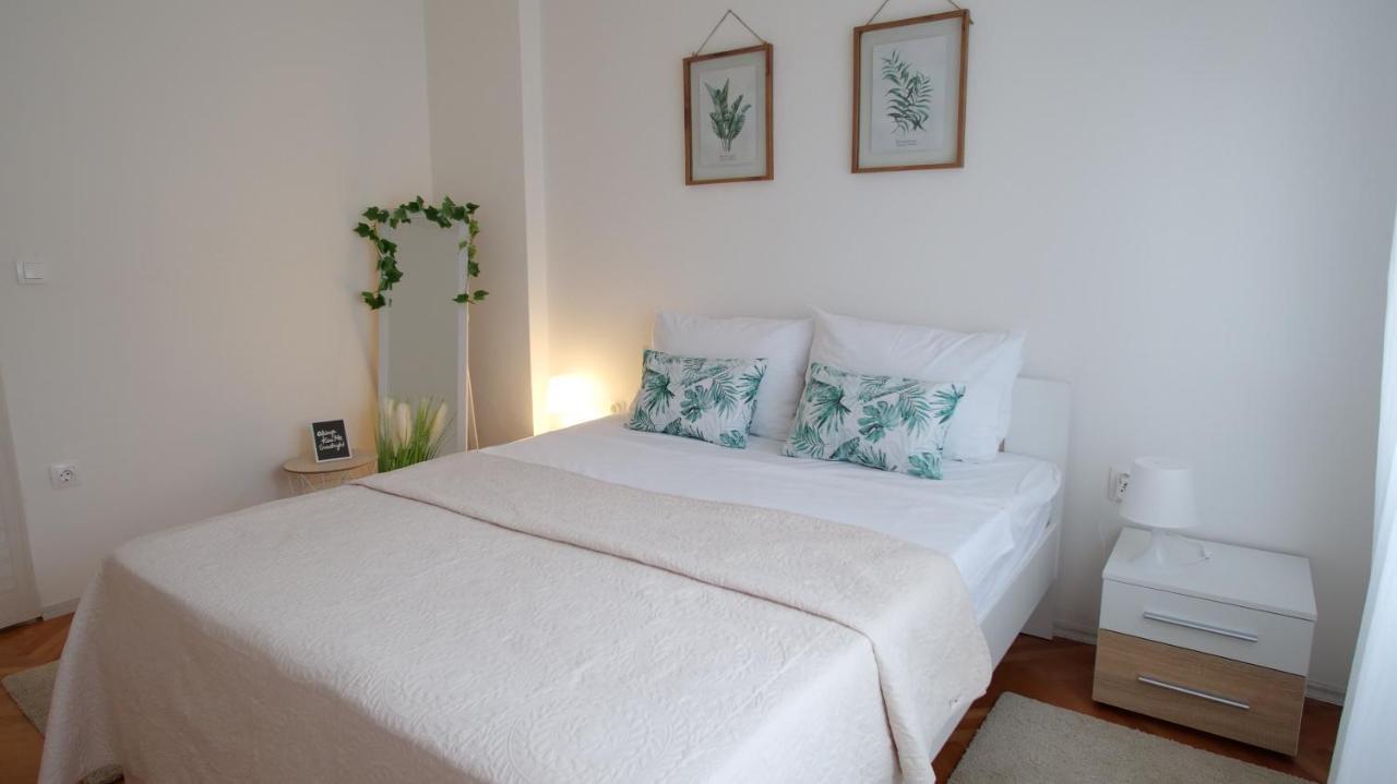 Arena Apartment With 3 Bedrooms In The City Center Pula Zewnętrze zdjęcie