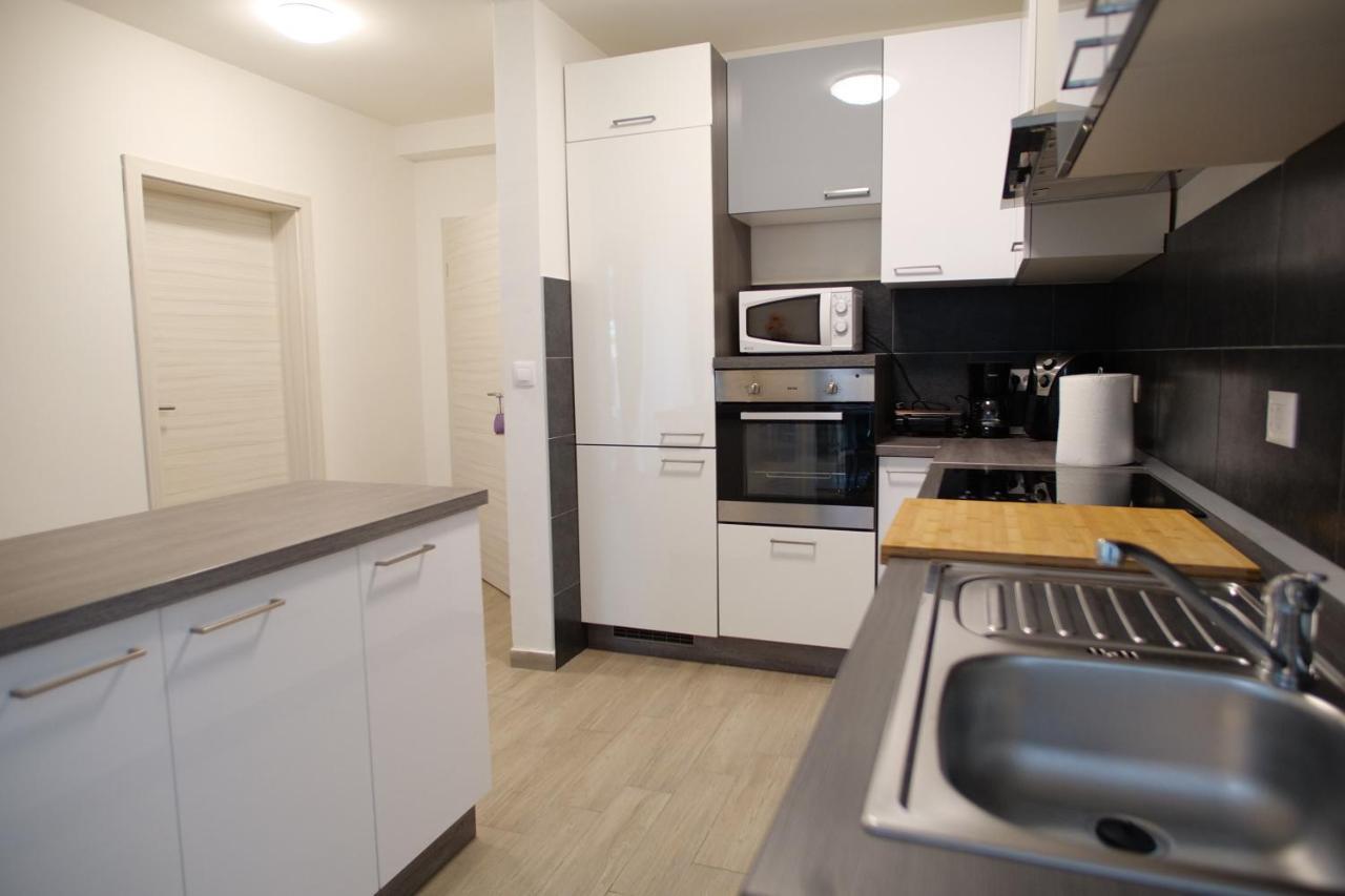 Arena Apartment With 3 Bedrooms In The City Center Pula Zewnętrze zdjęcie