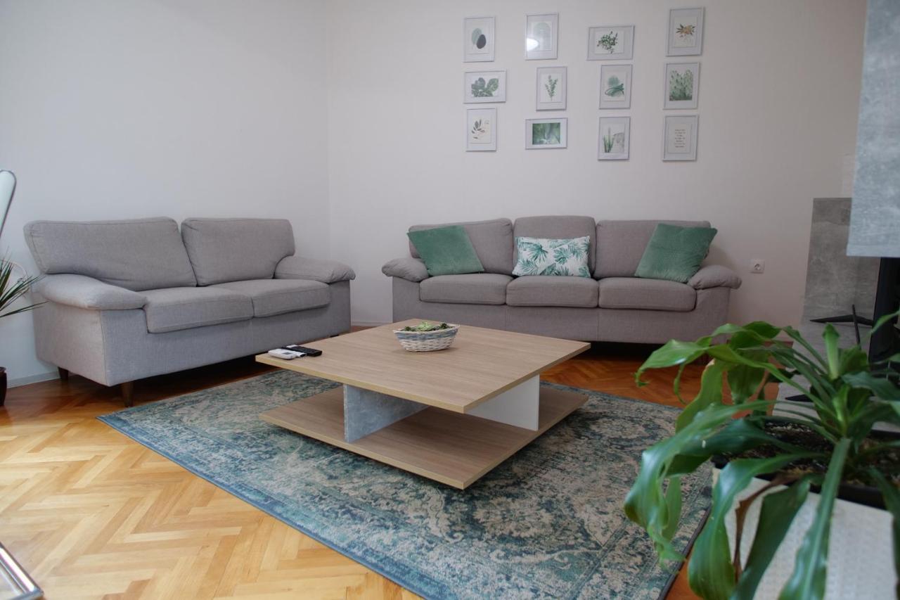Arena Apartment With 3 Bedrooms In The City Center Pula Zewnętrze zdjęcie